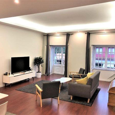 Charm City Center Apt 140M2 & Free Parking Apartment Braga Exterior photo